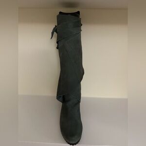 Lisa for Donald Pliner Sherif Forest Green Suede Leather Boots Women’s 6
